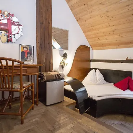 Baderhaus 2*